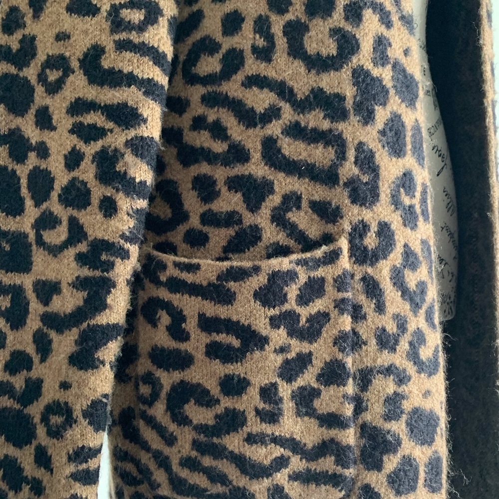 RW&CO SZ:XS/S Open Animal Print Cardigan with pockets - Picture 6 of 7